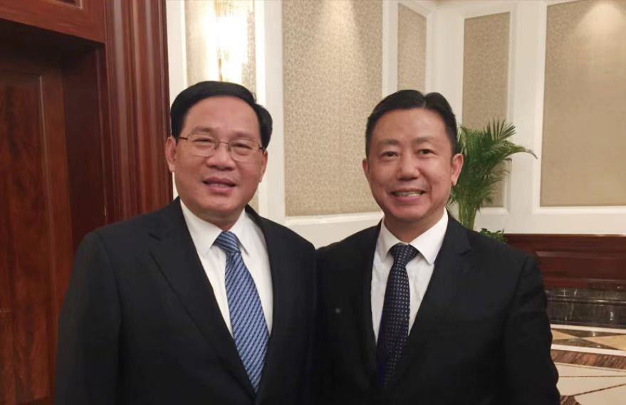 中央政治局常委、國(guó)務(wù)院總理李強(qiáng)與周海江合影
